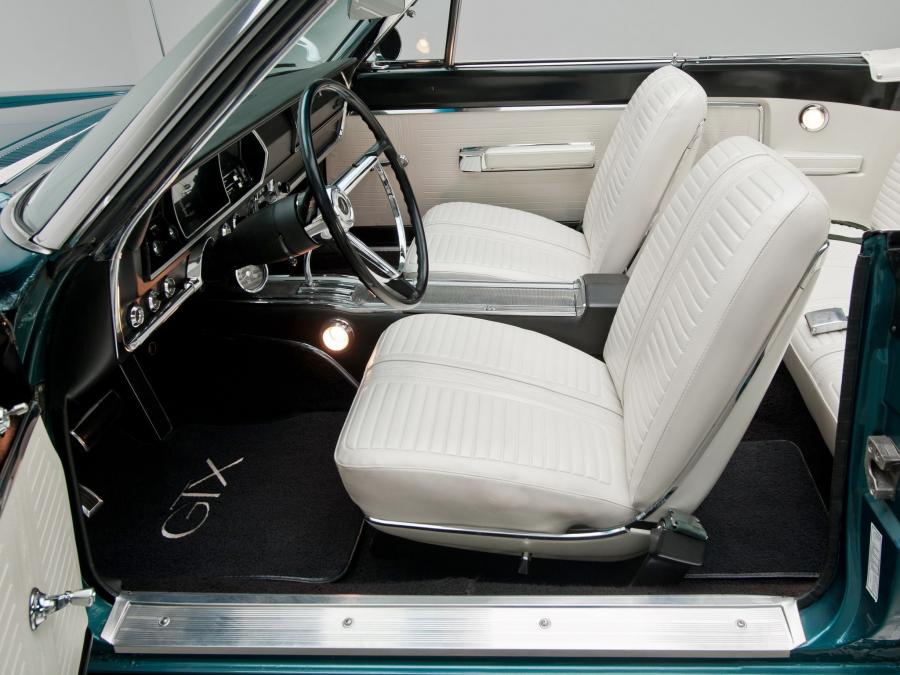  Plymouth Belvedere GTX 440 Convertible 1967 года  (фото 11 из 12)